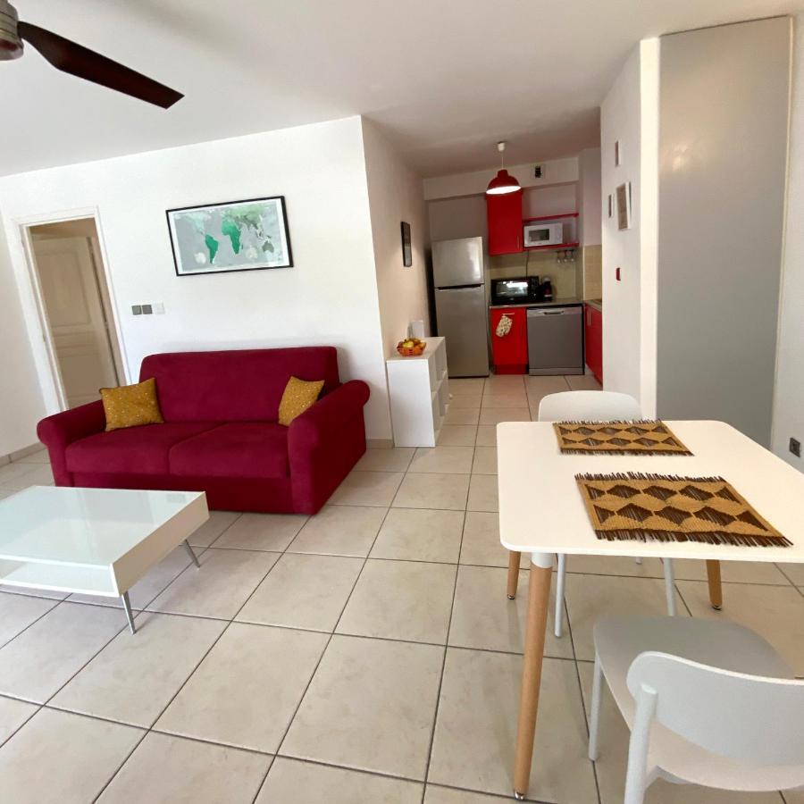 Appartement Lumineux Et Calme Saint-Denis Centre Εξωτερικό φωτογραφία